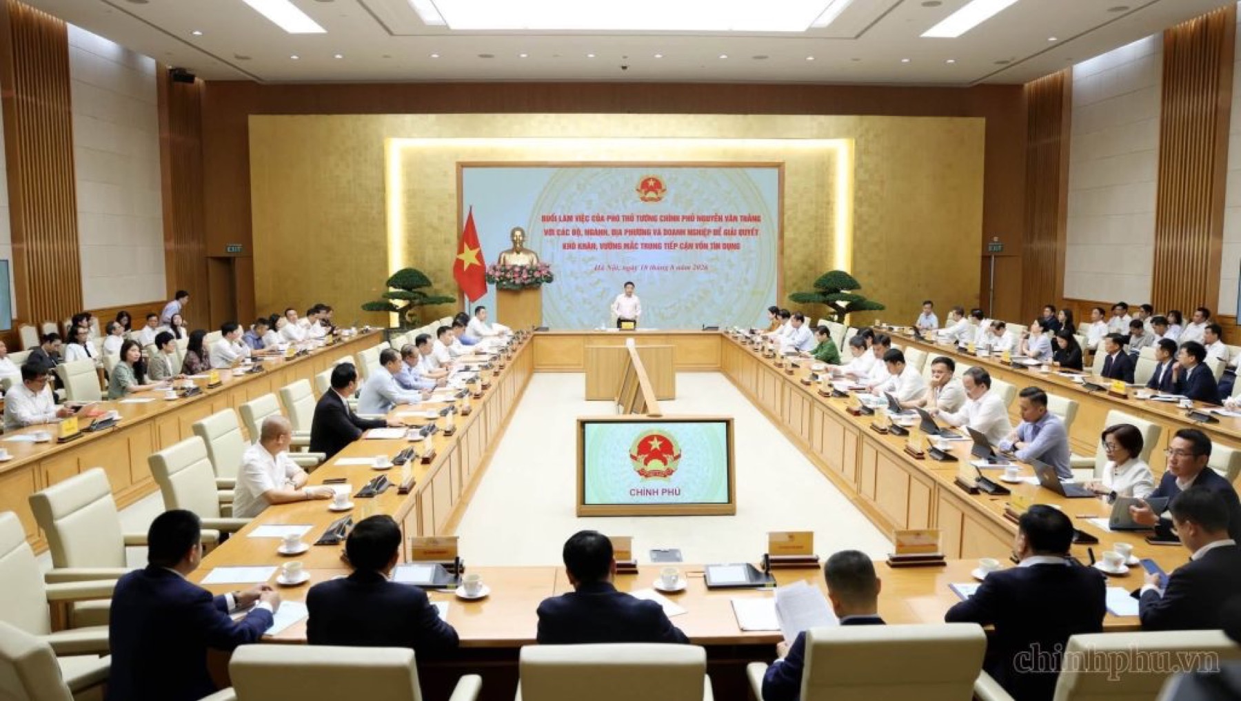 A formal round table meeting attended by BritCham Vietnam